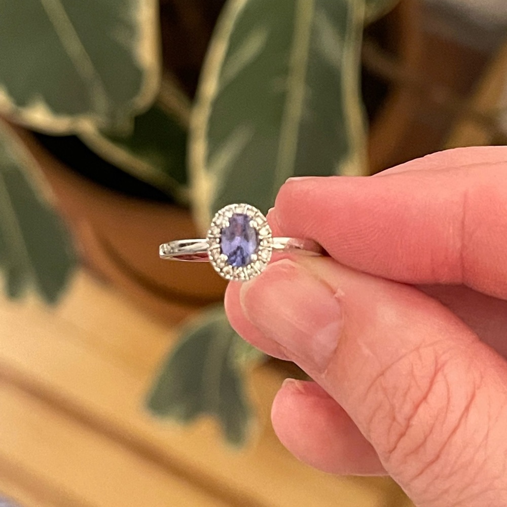 Purple amethyst diamond ring
